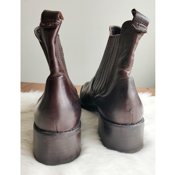 TENTAZIONE point toe brown italian booties - Picture 3 of 6